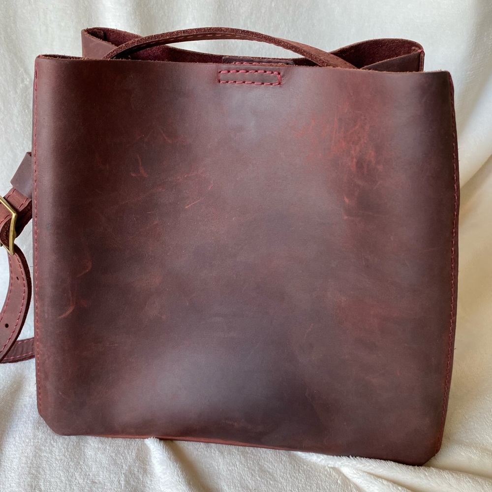 Portland Leather Goods Merlot Butterfly - Picture 2 of 8